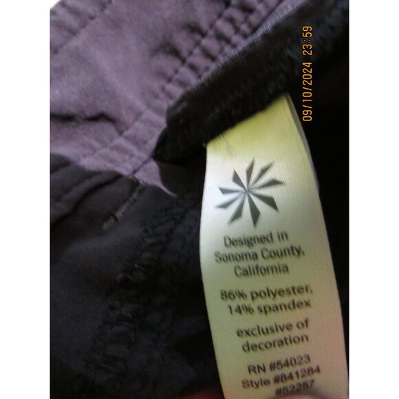 ATHLETA LONG SHORTS BLACK SIZE 8 WOMEN'S CARGO SIDE POCKETS WORKOUT TIES AT LEG - Picture 6 of 12